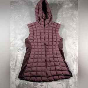 Arc’teryx Women’s M Narin Down Puffer Vest Quartz Hooded Quilted.